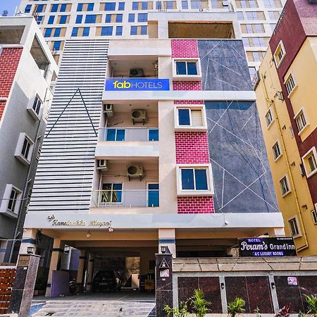 היידראבד Fabhotel Perams Grand Inn - Hitech City מראה חיצוני תמונה