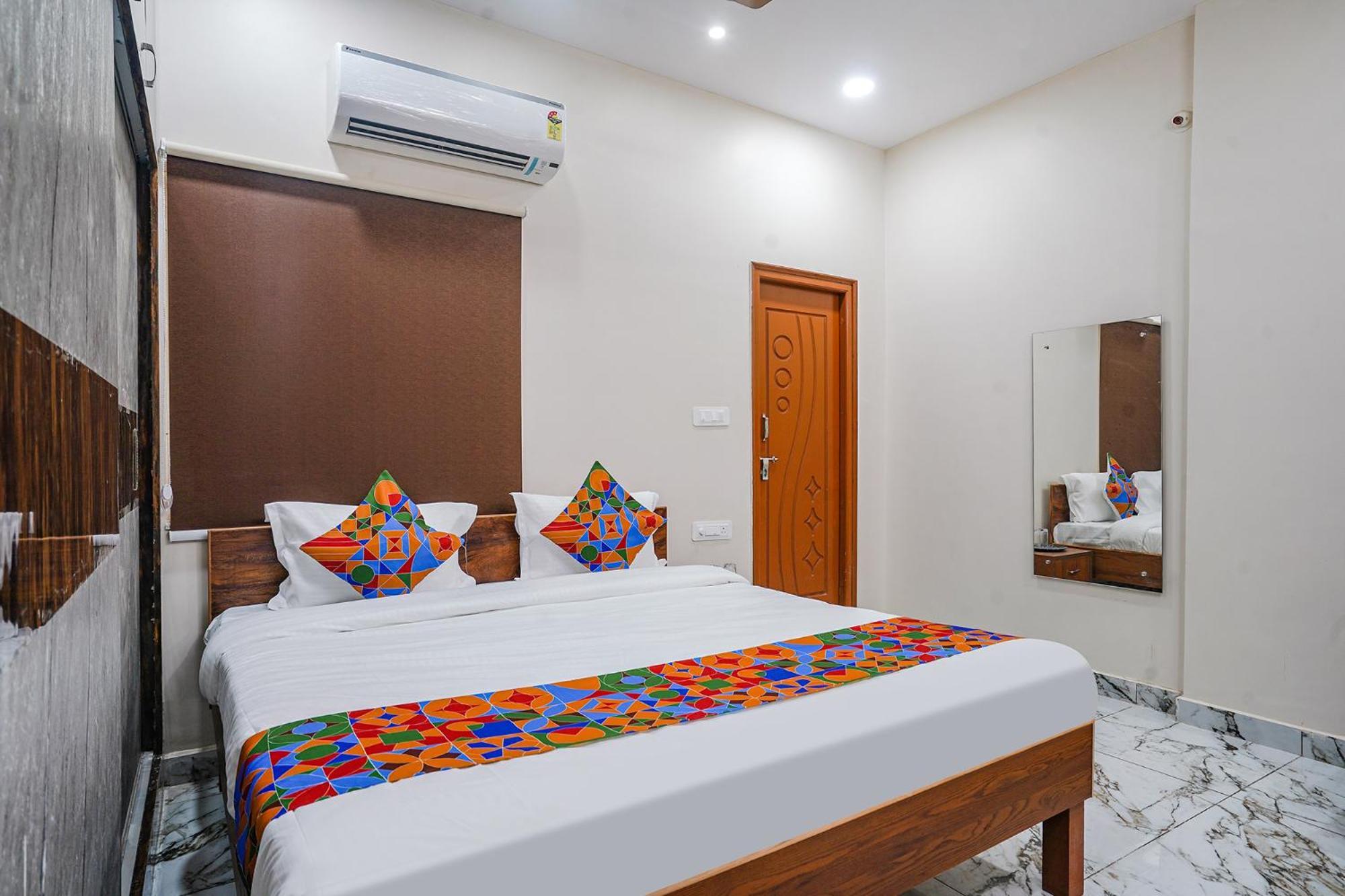 היידראבד Fabhotel Perams Grand Inn - Hitech City מראה חיצוני תמונה