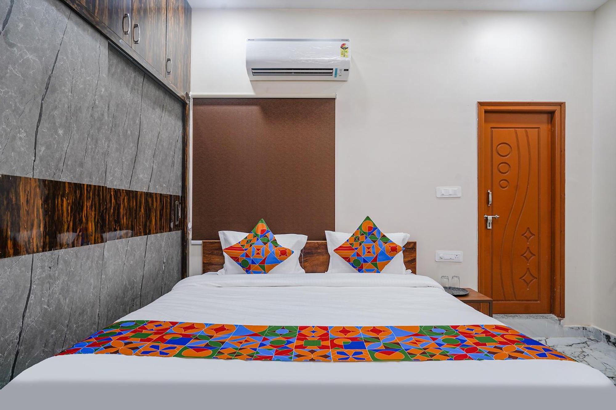 היידראבד Fabhotel Perams Grand Inn - Hitech City מראה חיצוני תמונה