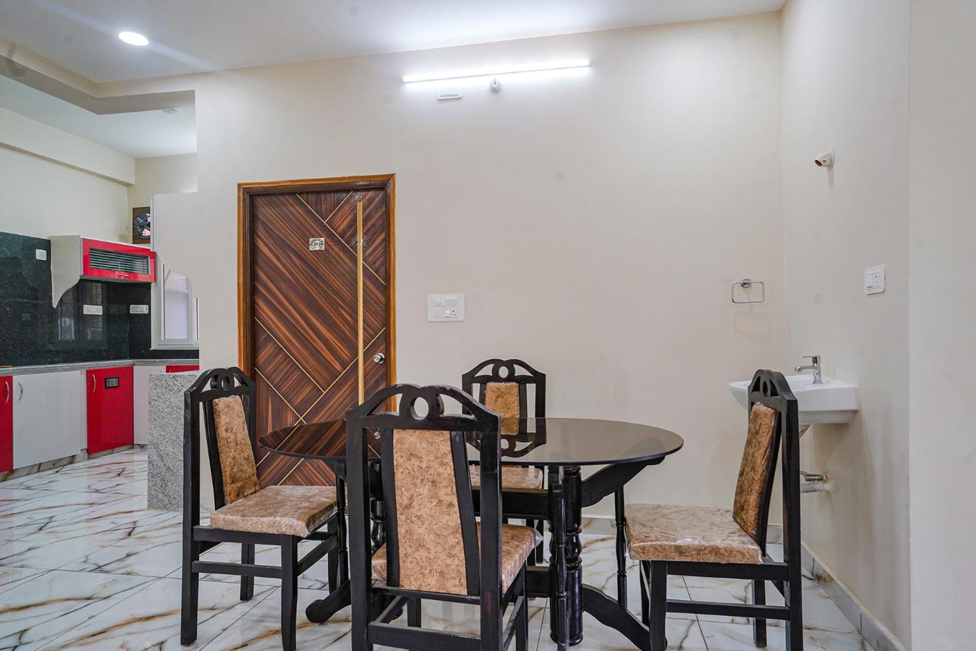 היידראבד Fabhotel Perams Grand Inn - Hitech City מראה חיצוני תמונה
